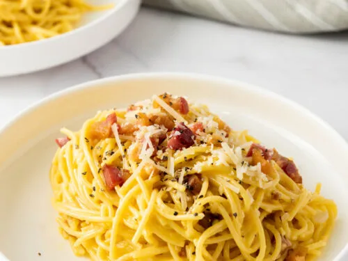 Indulge in the rich, creamy goodness of classic Spaghetti Carbonara, a beloved Italian dish that’s perfect for any occasion. This recipe is a celebration of simplicity, using just a few quality…